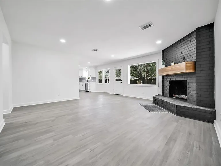 3206 Whitesail Dr — Photo 12