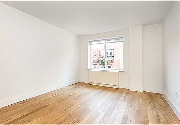 4th image of 101 E 10th St #2F