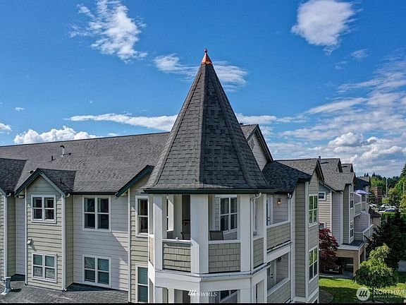 2nd image of 406 Wood Street #302