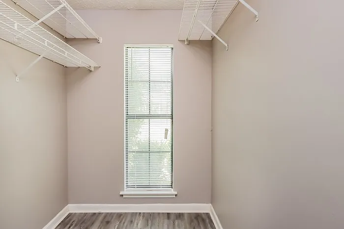 1024 Countryside Ln — Photo 8