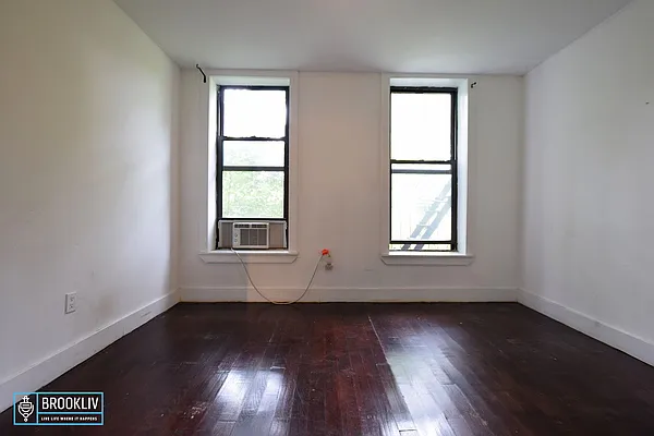 Rented by null | media 5