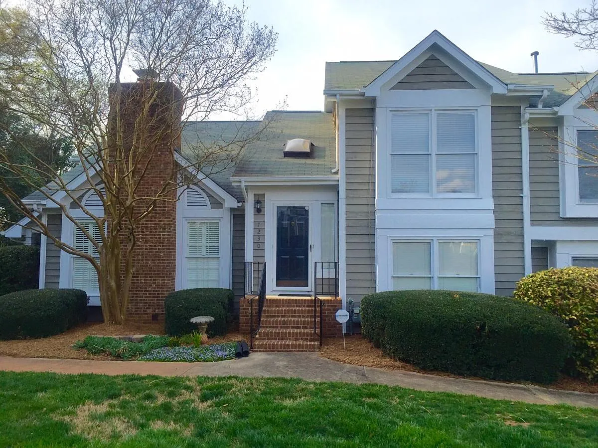 2 bed, 2.5 bath, 1200 sqft, $2,100 — Photo 4
