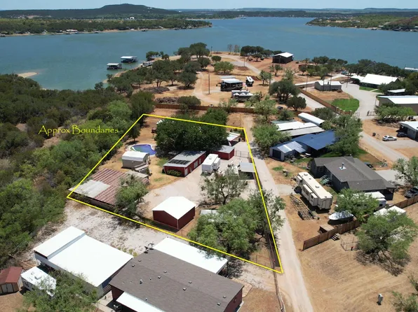 5384 Lakeshore Ct, Graham, TX 76450