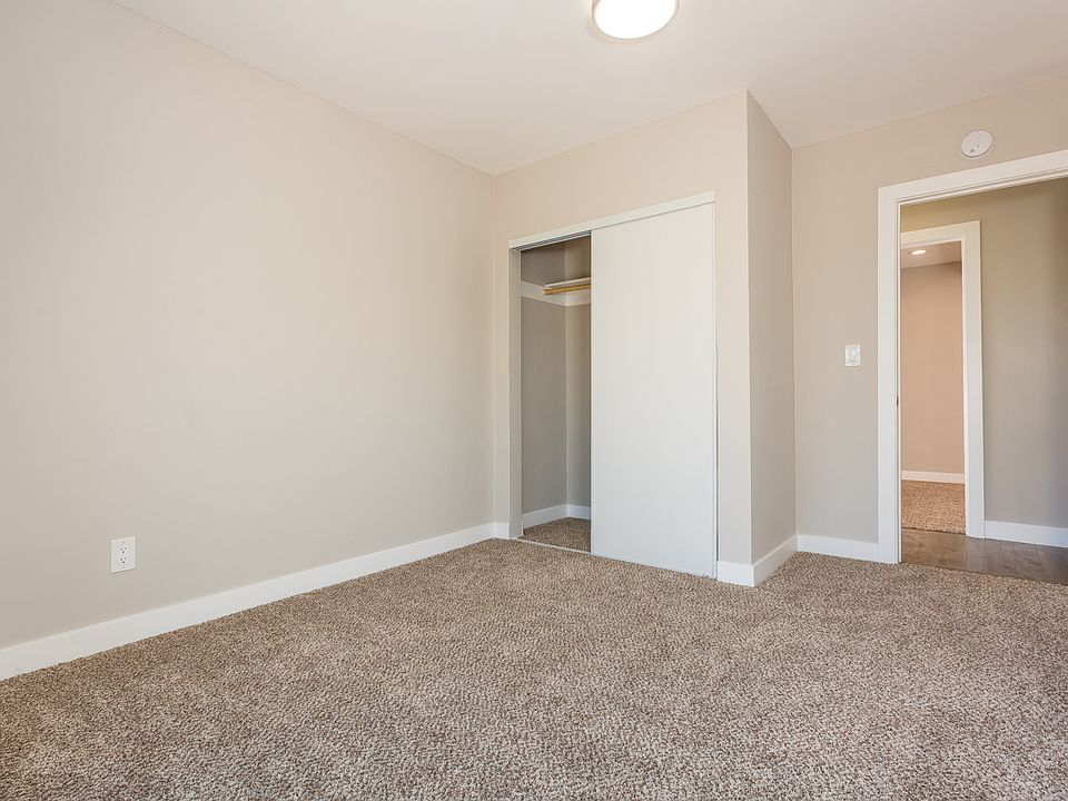 1st image of 1711 Midvale Dr