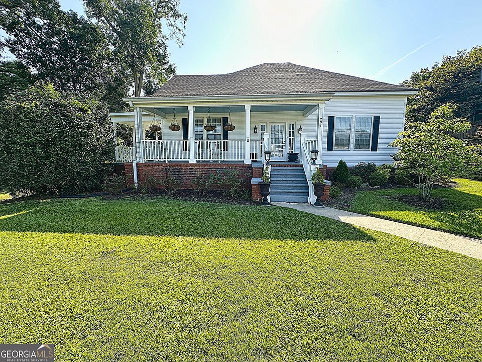 1st image of 207 College St