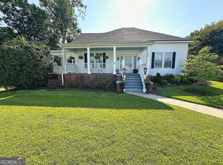 207 College St, Hogansville, GA 30230