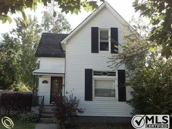 125 Gallup Ave, Mount Clemens, MI 48043
