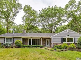 608 Twin Hills Ct, Northport, NY 11768
