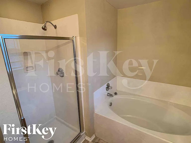 9342 Bowmore Ct — Photo 29