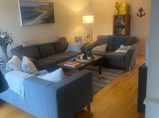 1111 South St APT C, Philadelphia, PA 19147