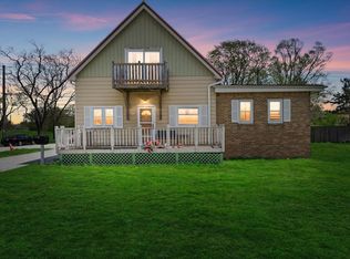 5102 S Nicholson Ave, Cudahy, WI 53110