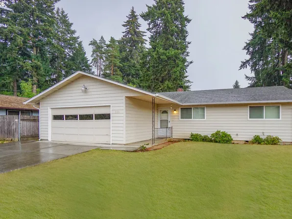 5915 NE 47th St, Vancouver, WA 98661
