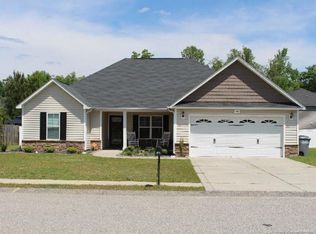 495 Hogart St, Raeford, NC 28376