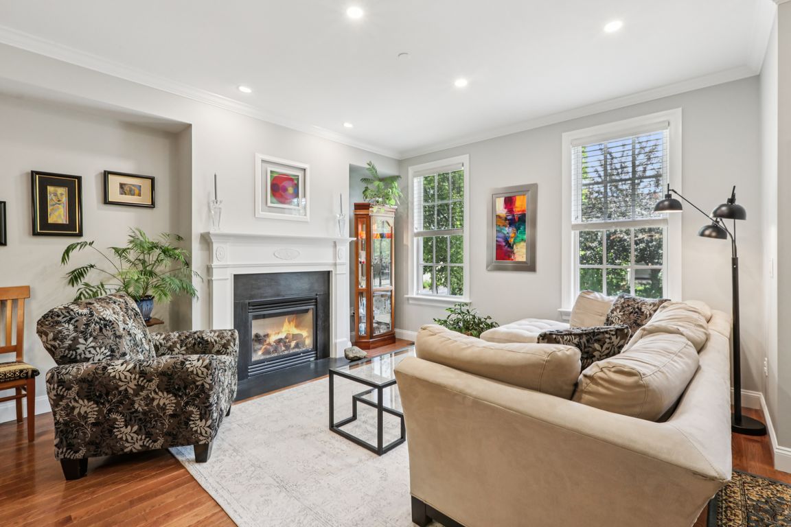 next background image