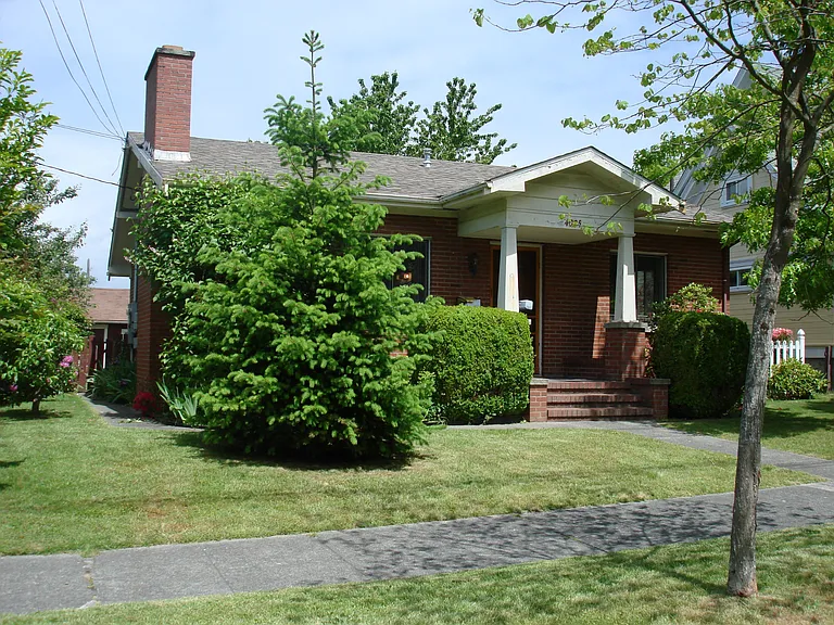 Front of 4005 North 24th