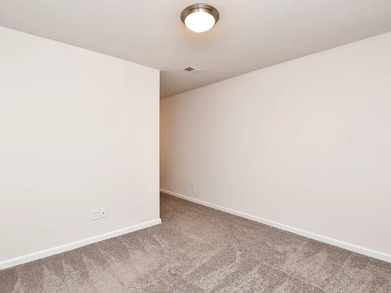 106 Crestwind Dr — Photo 33