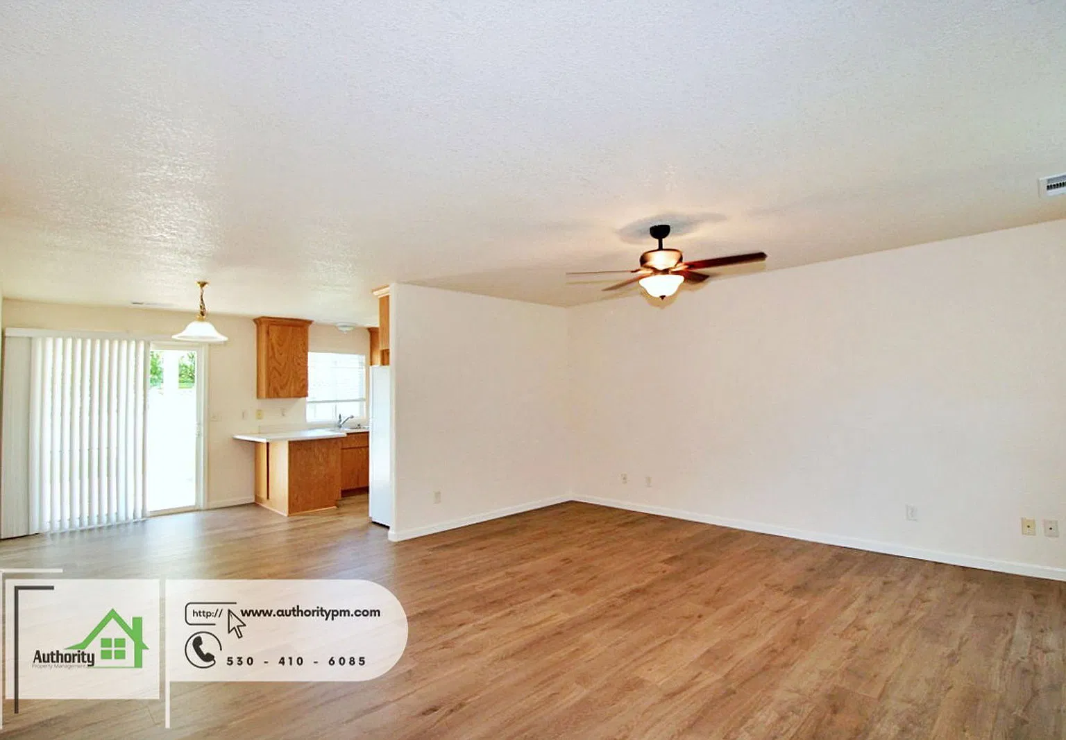 3 bed, 2.0 bath, 1115 sqft, $1,895 — Photo 4