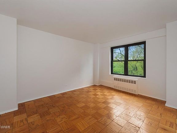 5th image of 210 E Broadway APT H504