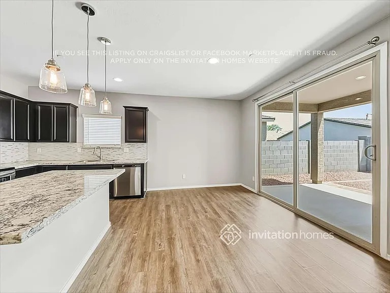 21167 W Cypress St — Photo 6