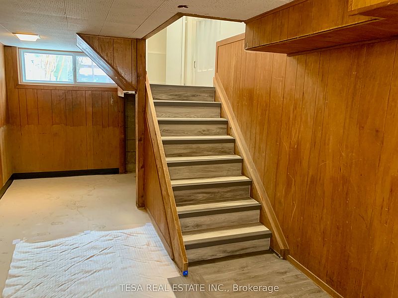 Toronto House for rent - 4 Bedrooms — photo 36