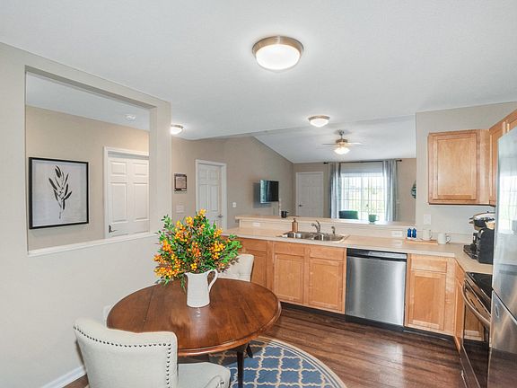 Spacious Kitchens with Breakfast Bar and Room for a Table