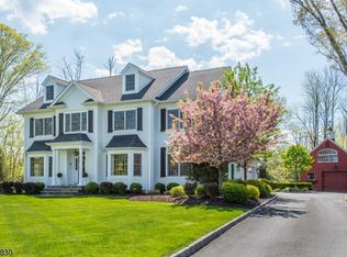 28 Keystone Ct, Basking Ridge, NJ 07920