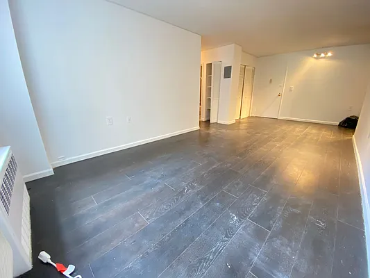 Rented by Lang Realty LLC | media 3