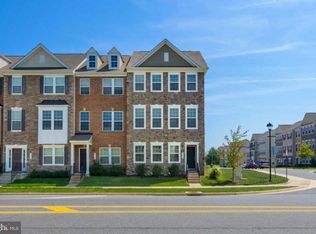 25660 Pleasant Valley Rd, Chantilly, VA 20152