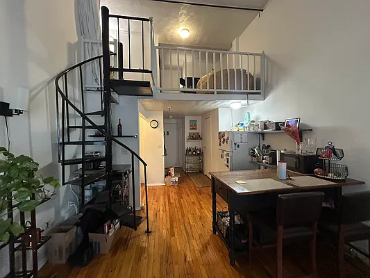 Rented by Prince Real Estate Associates LLC | media 3