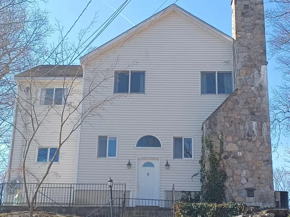 5 Lovers Lane, Danbury, CT 06811