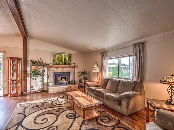 5th image of 4401 80th St NE Unit 15