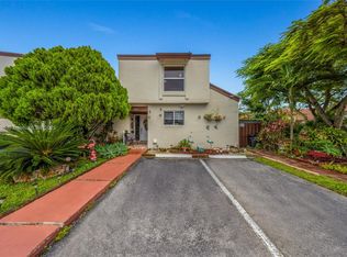 9770 NW 4th Ln #9770, Miami, FL 33172