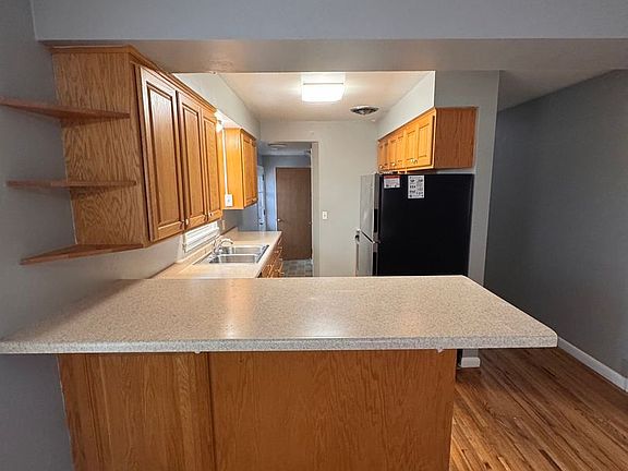 3rd image of 2909 W 50th St #E26664951