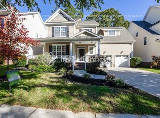 13319 Pierre Reverdy Dr, Davidson, NC 28036