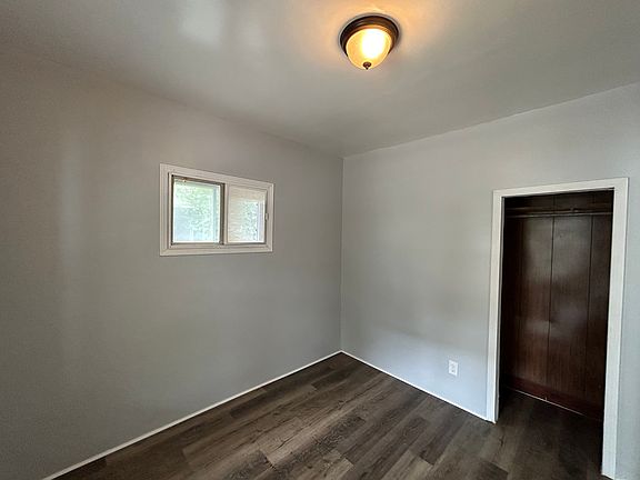 5th image of 2040 W 103rd St #Up