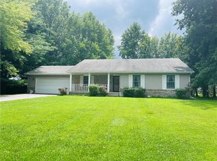 13 Timber Ridge Ln, Marshall, IL 62441