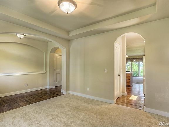 4th image of 4208 Cashmere Dr NE