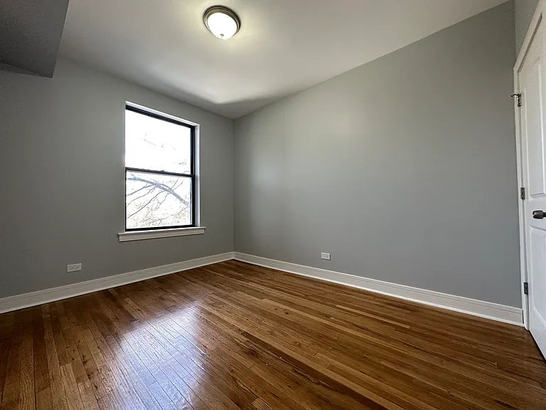 1145 N Sacramento Ave #3 — Photo 11