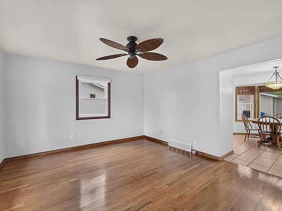 3rd image of 2710 Concord DRIVE