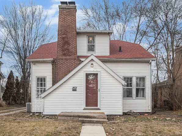 1601 E Madison St, South Bend, IN 46617