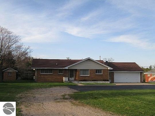 2nd image of 3088 Husted Dr