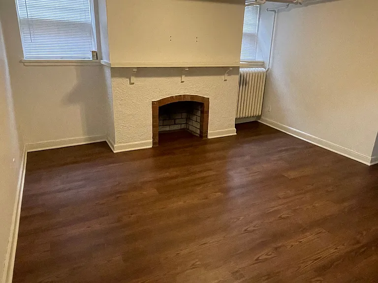 833 Grand Apartments — Photo 48