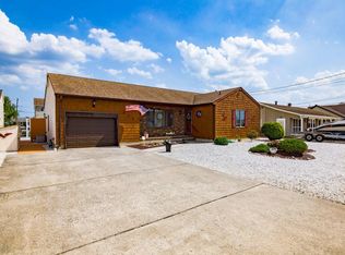 826 Tiller Dr, Forked River, NJ 08731