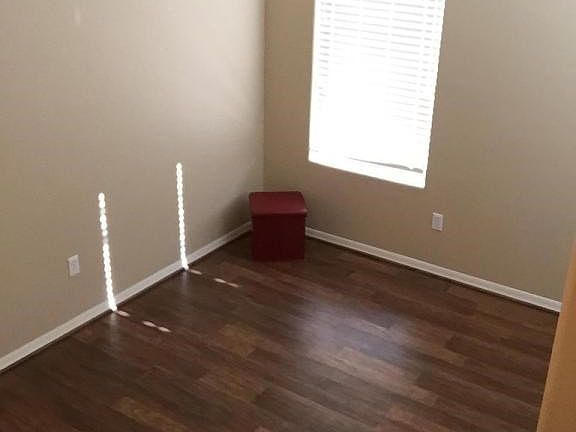 4th image of 10395 S High Bluff Dr