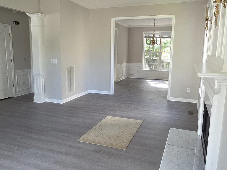 9213 Sulkirk Dr — Photo 2
