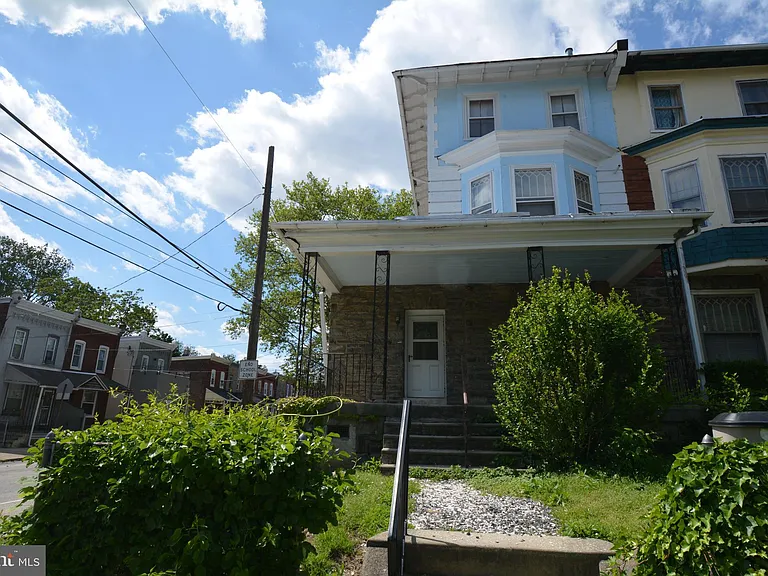 253 W Hansberry St #1F — Photo 19