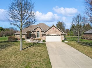 5328 W Granite Ct, New Palestine, IN