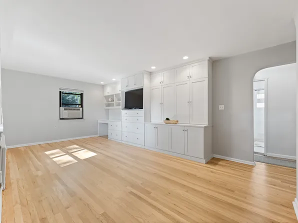 73-08 220th Street image 7 of 20