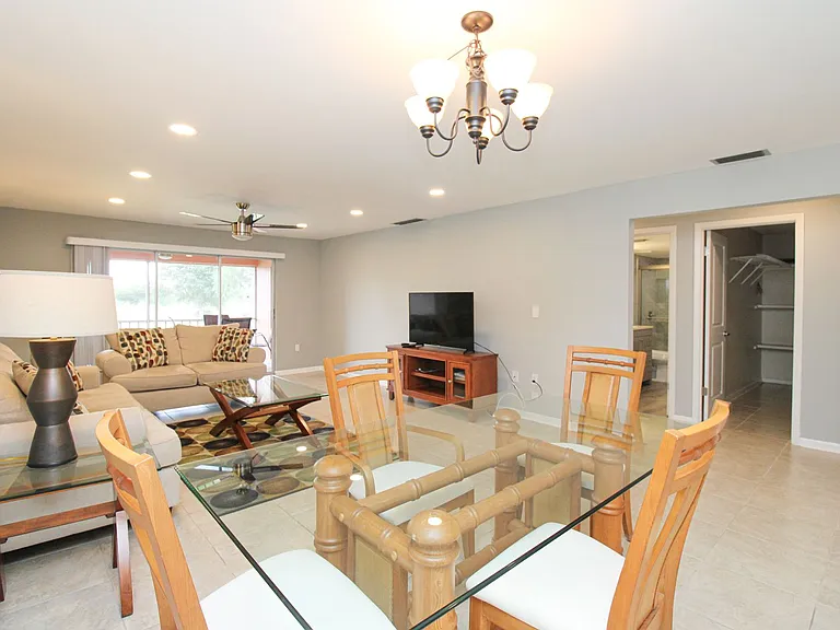 600 Valley Stream Dr #F9 — Photo 20