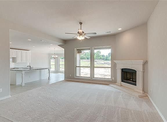 3rd image of 213 Marina Dr